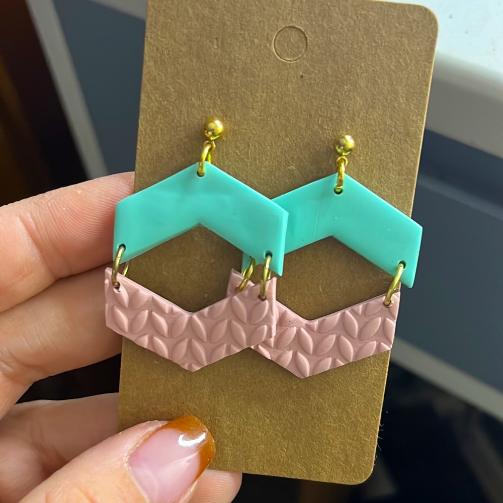 Southern arrow clay earrings